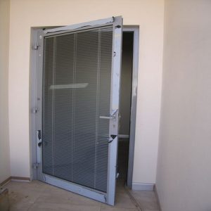 المنيوم الكويت – فني المنيوم - باكستاني احمد 66814293 - المنيوم - شتر - تركيب مطابخ - فني شتر - تركيب شتر - تصليح شتر - تصليح مطبخ - معلم المنيوم - فني المنيوم الكويت 5 ابواب المنيوم المنيوم الكويت – فني المنيوم - باكستاني احمد 66814293 - المنيوم - شتر - تركيب مطابخ - فني شتر - تركيب شتر - تصليح شتر - تصليح مطبخ - معلم المنيوم - فني المنيوم الكويت